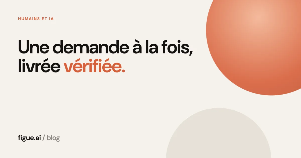 Couverture titrée Une demande à la fois, livrée vérifiée, sur fond sable avec un disque orange.